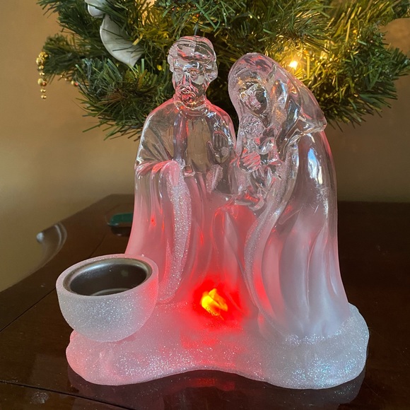 Heritage Mint Northern Lights Collection Holiday Acrylic Ice Sculptures Nativity - Picture 3 of 17